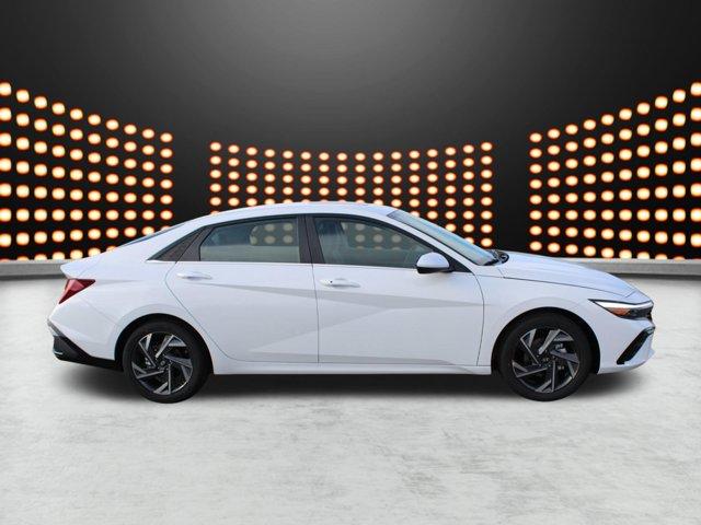 new 2024 Hyundai Elantra car, priced at $27,255