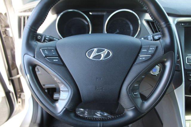 used 2016 Hyundai Sonata Hybrid car, priced at $10,990