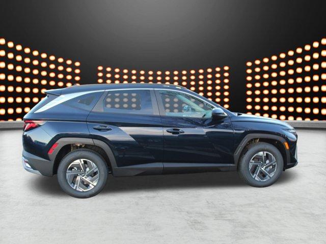 new 2025 Hyundai Tucson Hybrid car