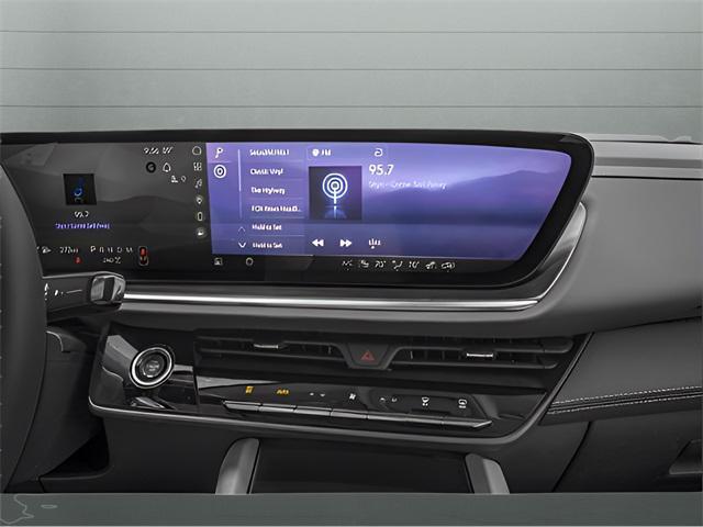used 2024 Buick Envision car, priced at $27,000