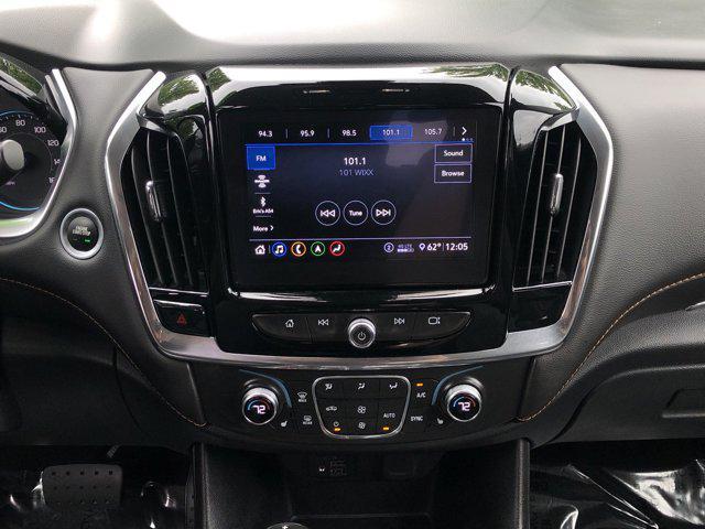 used 2020 Chevrolet Traverse car, priced at $25,879