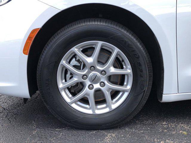 used 2022 Chrysler Pacifica car, priced at $24,427