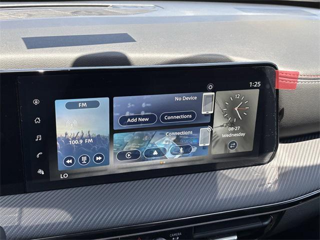 new 2025 Nissan Kicks car, priced at $29,250