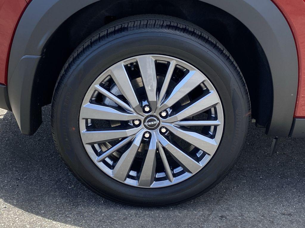 new 2025 Nissan Pathfinder car, priced at $43,750