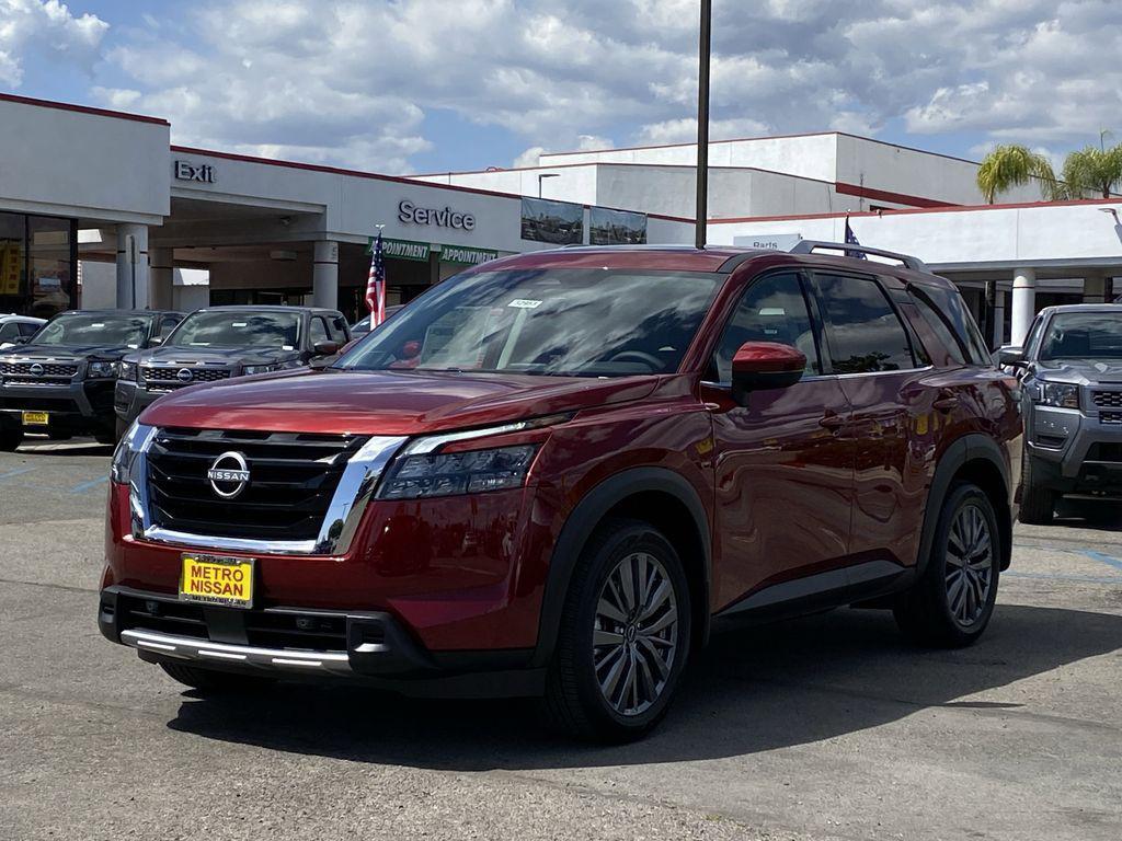 new 2025 Nissan Pathfinder car, priced at $43,750