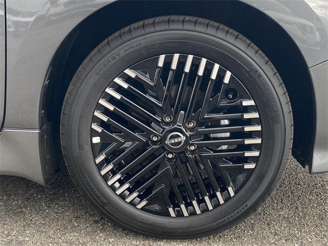 new 2025 Nissan Leaf car, priced at $38,335