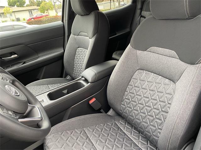 new 2025 Nissan Kicks car, priced at $25,335