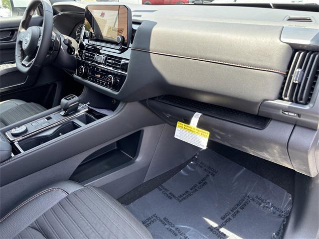 new 2025 Nissan Pathfinder car, priced at $46,595