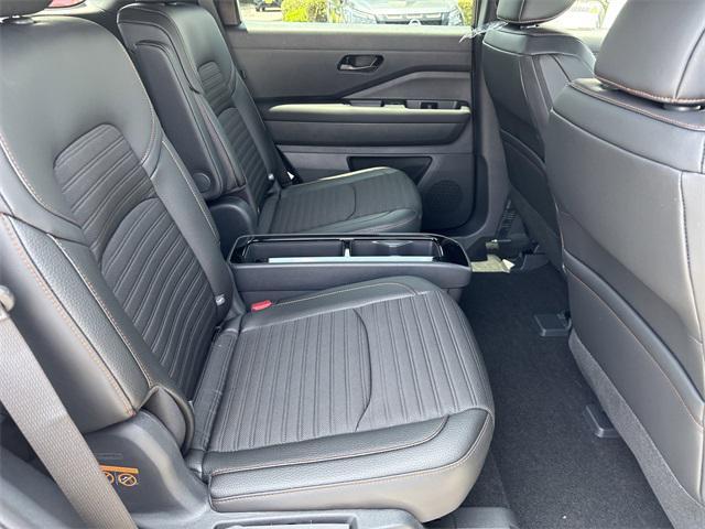 new 2025 Nissan Pathfinder car, priced at $46,595