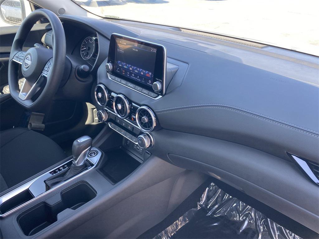 new 2025 Nissan Sentra car, priced at $22,425