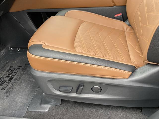 new 2025 Nissan Pathfinder car, priced at $53,080