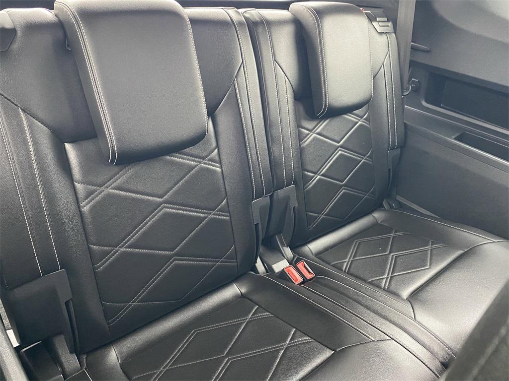 used 2024 Volkswagen Atlas car, priced at $26,995