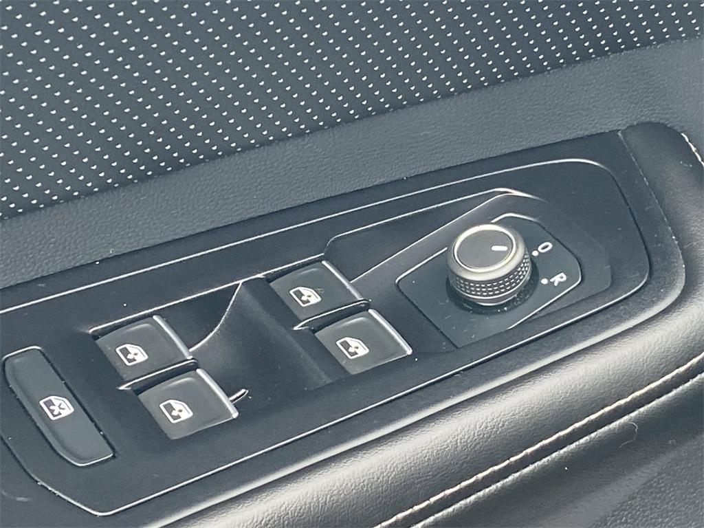 used 2024 Volkswagen Atlas car, priced at $26,995