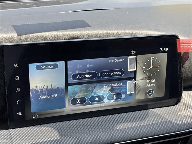 new 2025 Nissan Kicks car, priced at $28,985