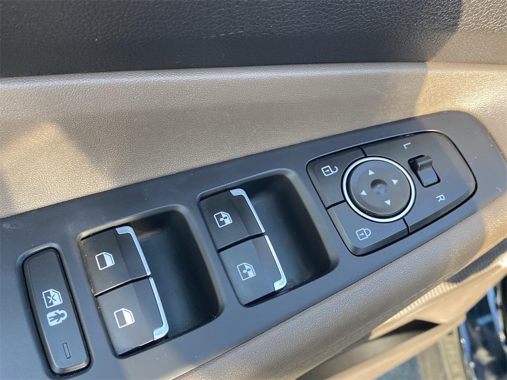 used 2023 Hyundai Santa Fe car, priced at $24,995