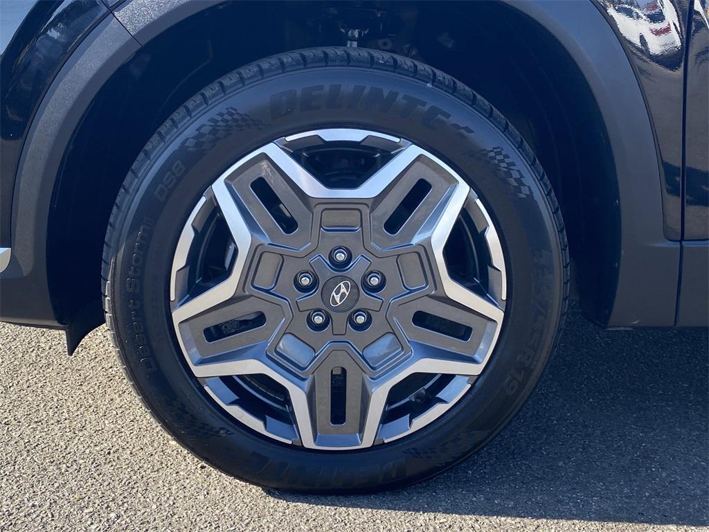 used 2023 Hyundai Santa Fe car, priced at $24,995