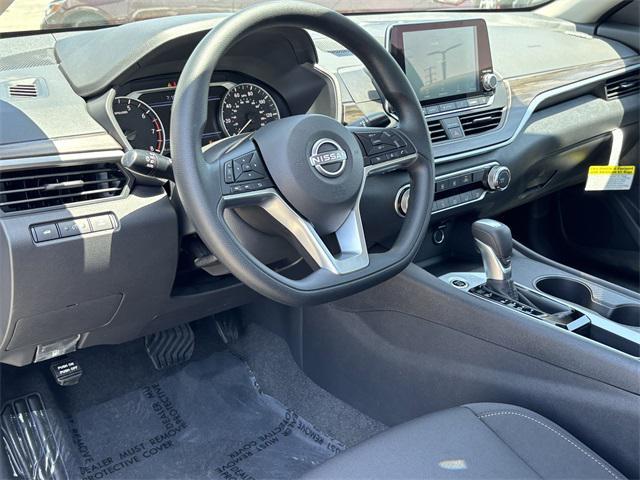 new 2025 Nissan Altima car, priced at $29,550