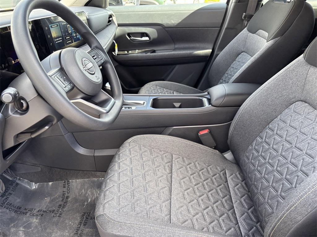 new 2025 Nissan Kicks car, priced at $24,812