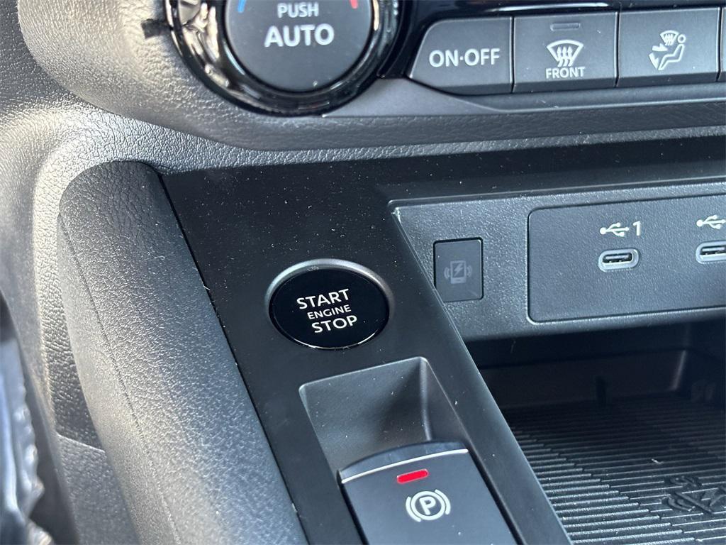 new 2026 Nissan Kicks car, priced at $26,195