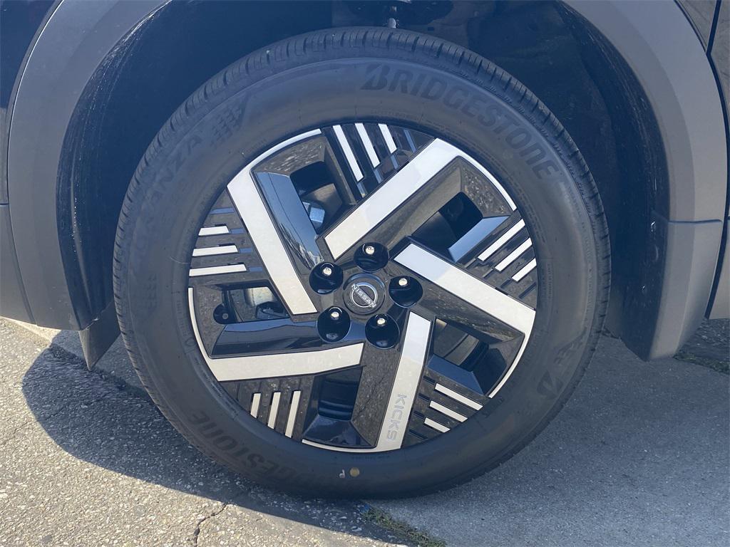new 2026 Nissan Kicks car, priced at $26,195