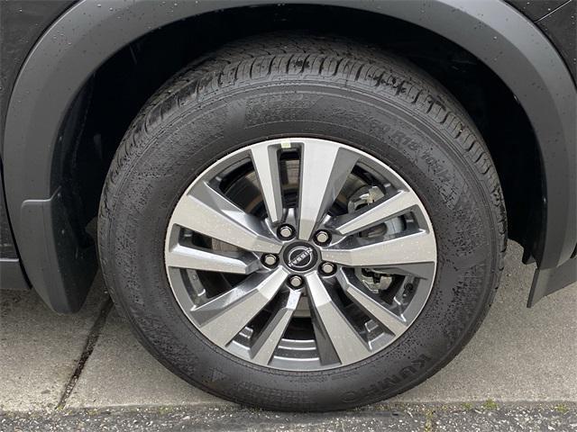new 2025 Nissan Pathfinder car, priced at $45,735