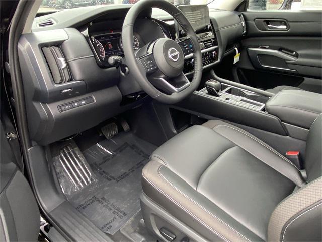new 2025 Nissan Pathfinder car, priced at $45,735