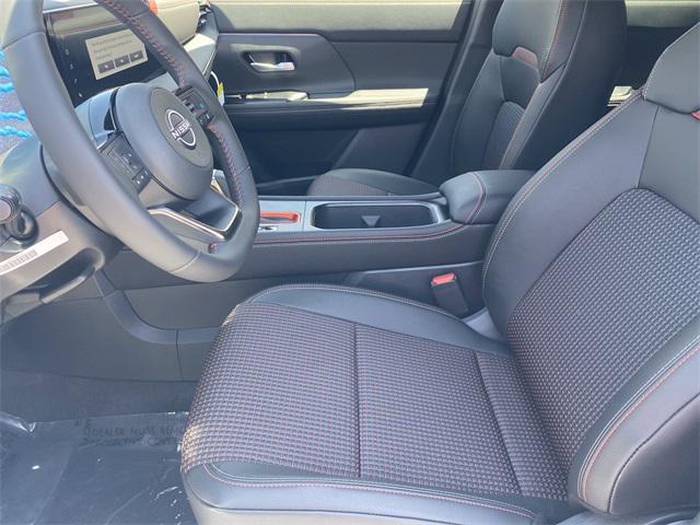 new 2025 Nissan Kicks car, priced at $28,890