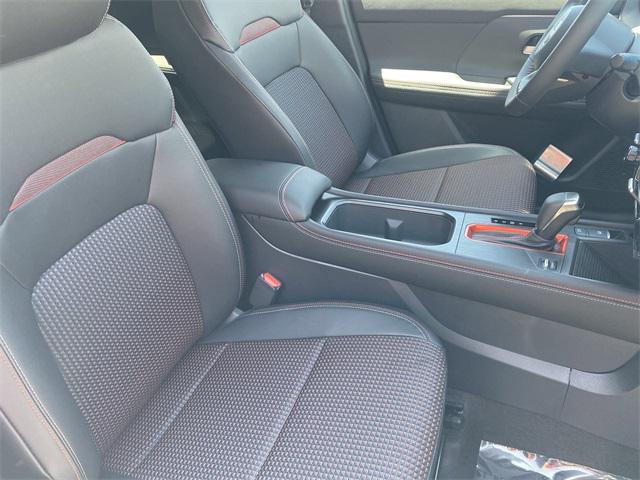 new 2025 Nissan Kicks car, priced at $28,890