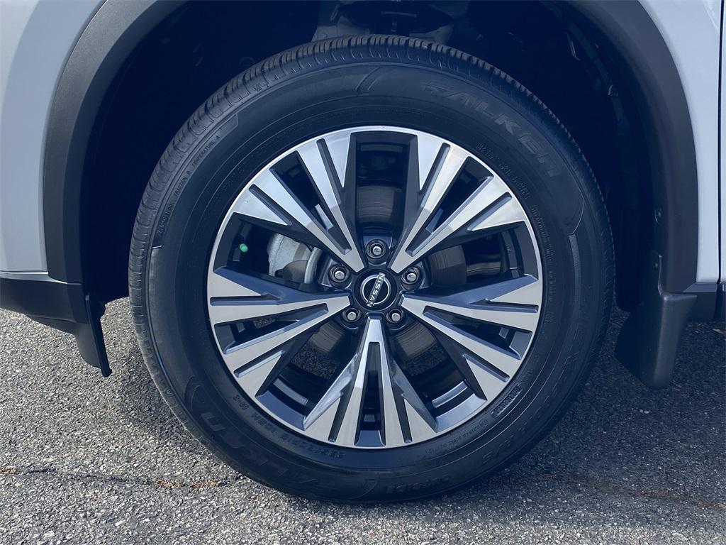 used 2023 Nissan Rogue car, priced at $22,995