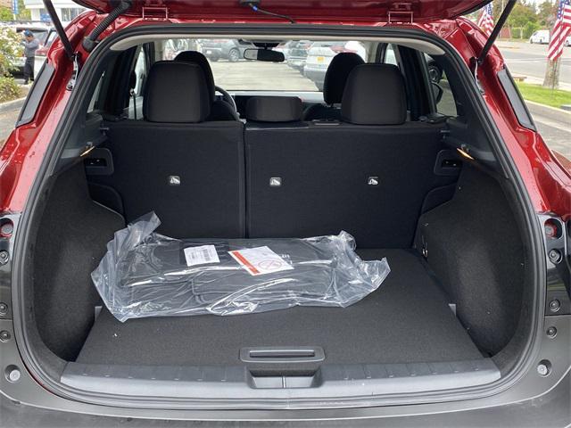new 2025 Nissan Kicks car, priced at $26,020