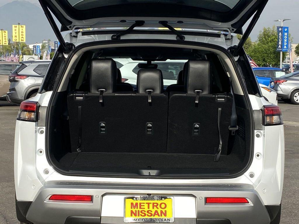 new 2025 Nissan Pathfinder car, priced at $45,474