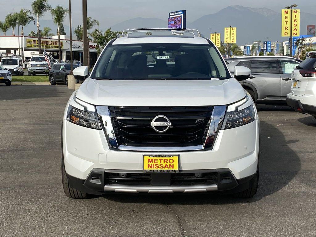 new 2025 Nissan Pathfinder car, priced at $45,474