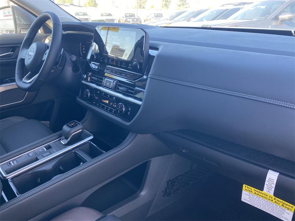 new 2025 Nissan Pathfinder car, priced at $43,219