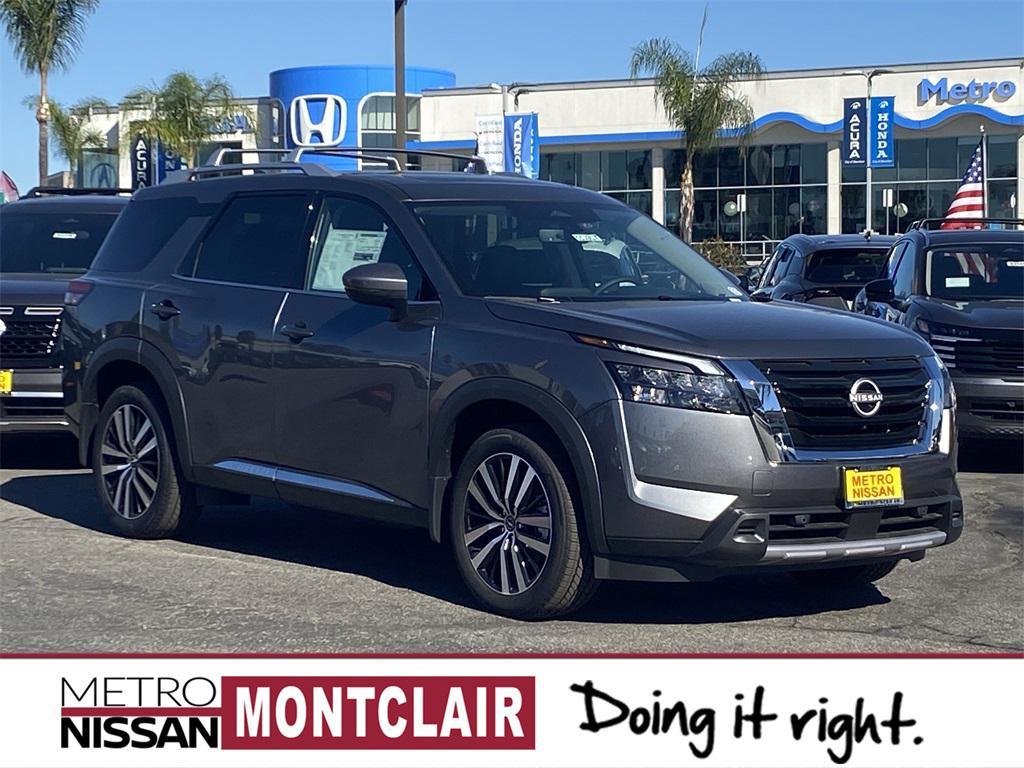 new 2025 Nissan Pathfinder car, priced at $43,219