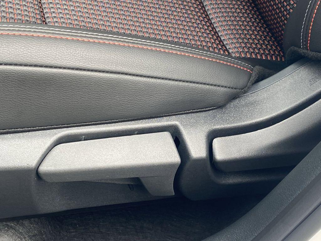 new 2025 Nissan Kicks car, priced at $26,283