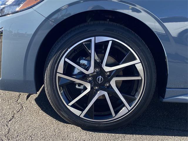 new 2025 Nissan Sentra car, priced at $26,880