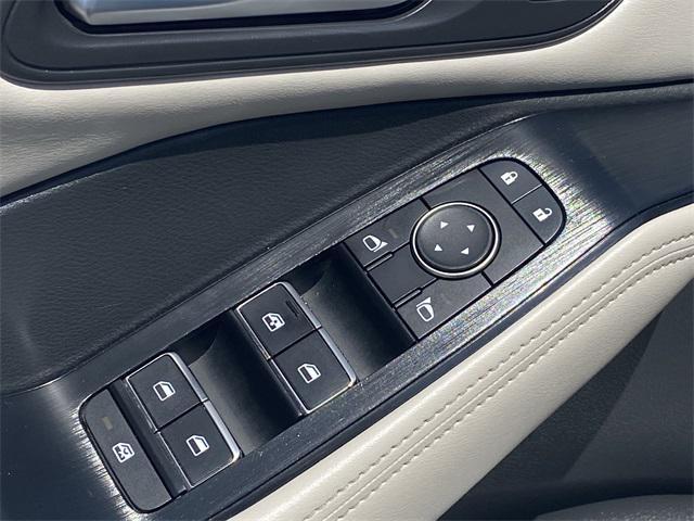 used 2022 Nissan Rogue car, priced at $27,988