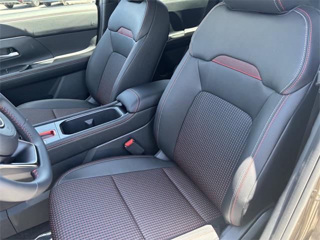new 2025 Nissan Kicks car, priced at $28,450