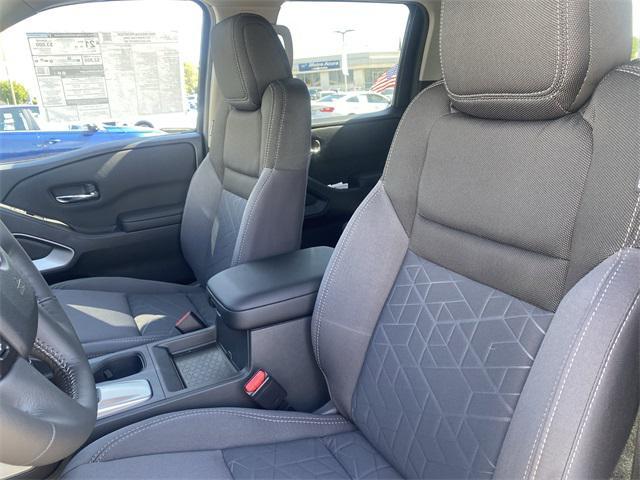 new 2025 Nissan Frontier car, priced at $39,925