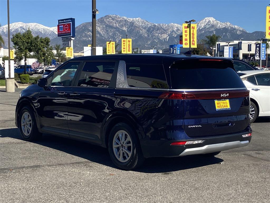 used 2024 Kia Carnival car, priced at $28,695