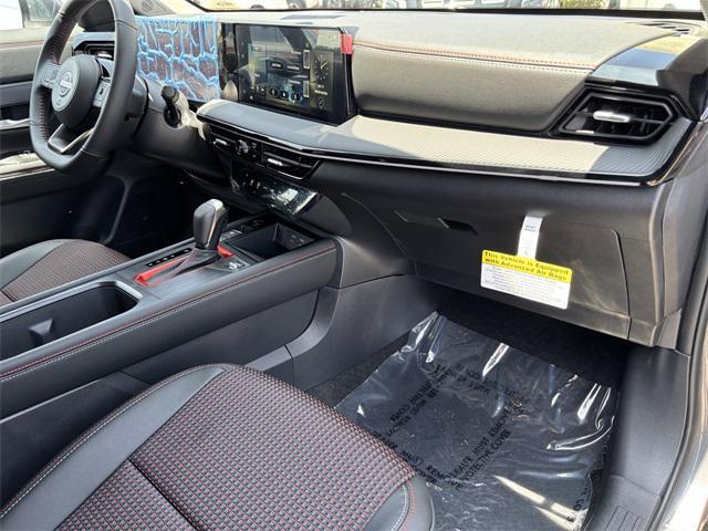 new 2025 Nissan Kicks car, priced at $28,450