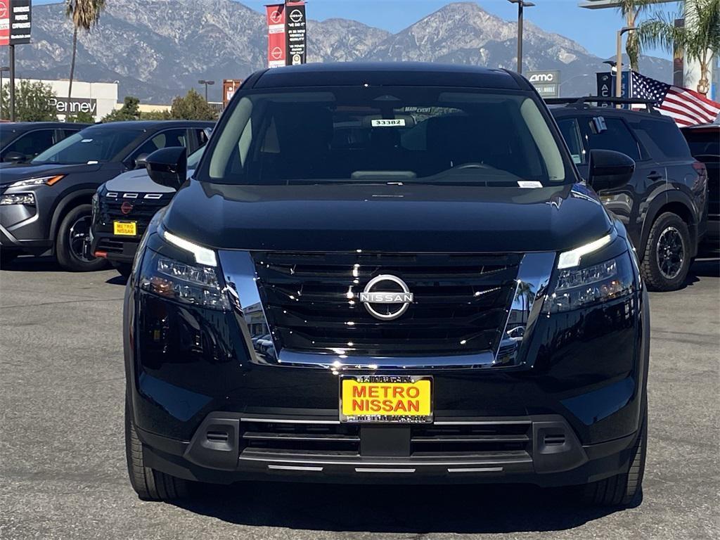 new 2025 Nissan Pathfinder car, priced at $32,371