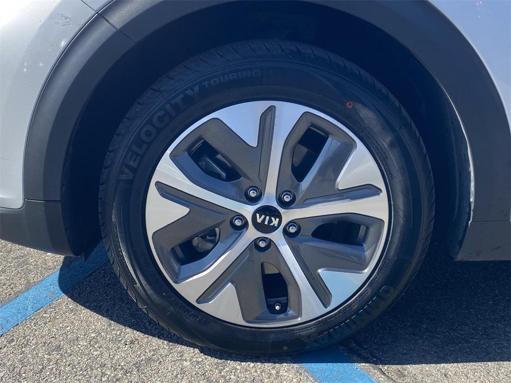 used 2020 Kia Niro EV car, priced at $15,995