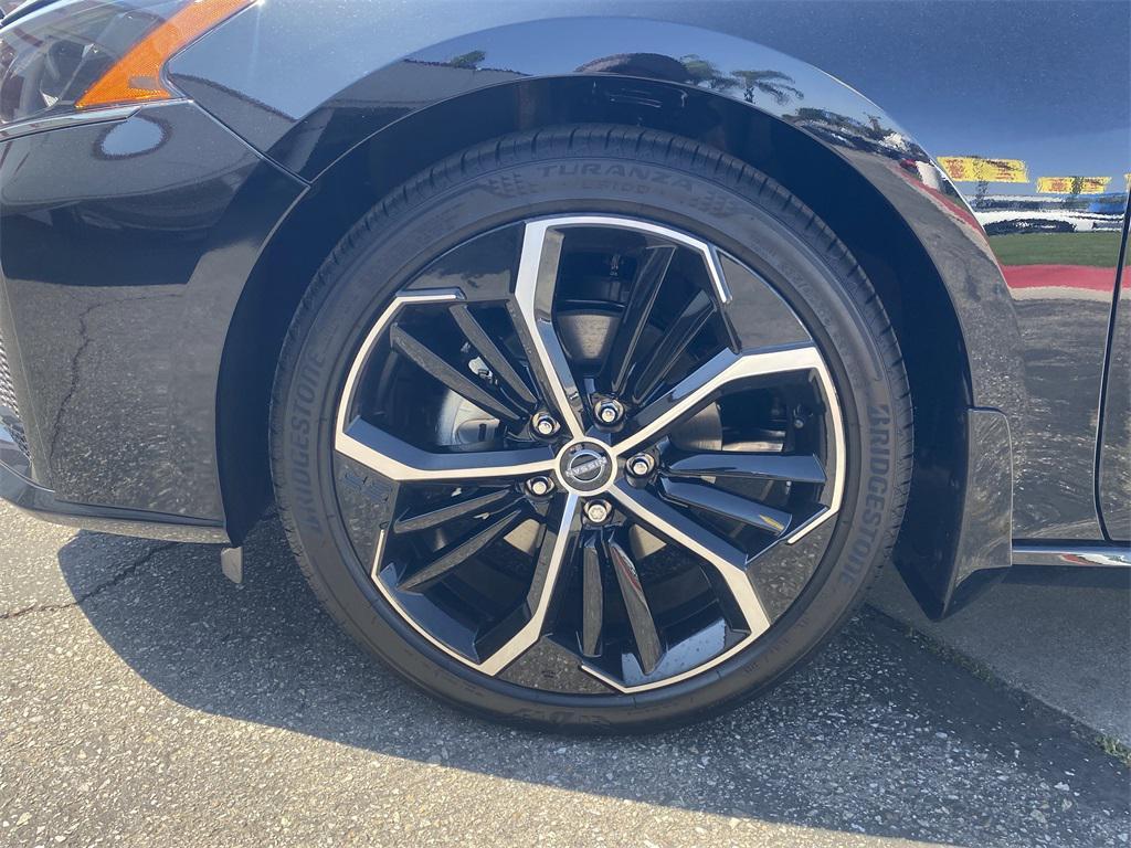 new 2025 Nissan Altima car, priced at $28,959