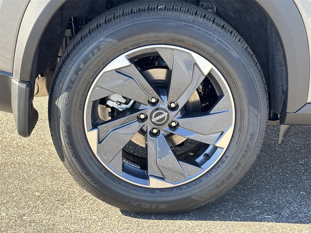 new 2026 Nissan Rogue car, priced at $28,698