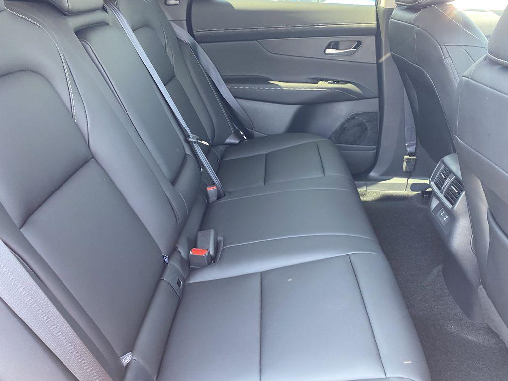 new 2025 Nissan Murano car, priced at $40,393