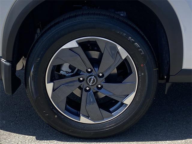 new 2025 Nissan Rogue car, priced at $33,275