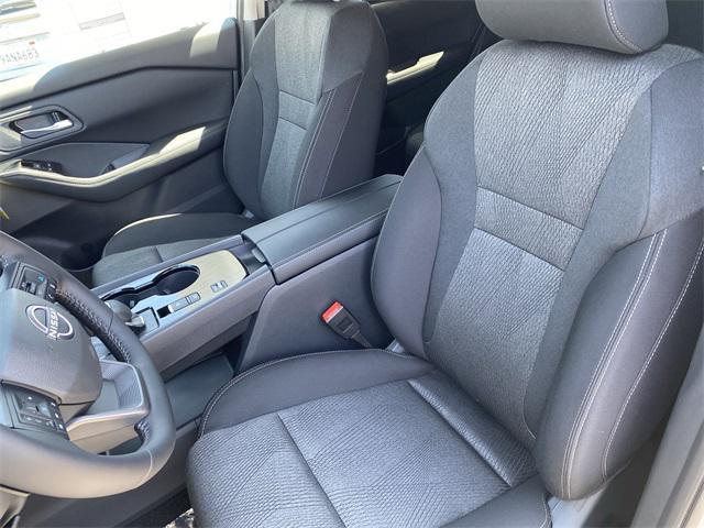 new 2025 Nissan Rogue car, priced at $33,275