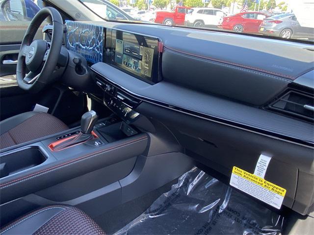 new 2025 Nissan Kicks car, priced at $28,450