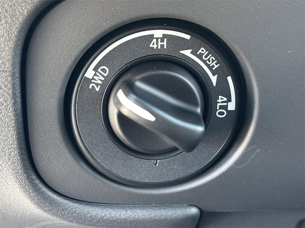 new 2025 Nissan Frontier car, priced at $39,426